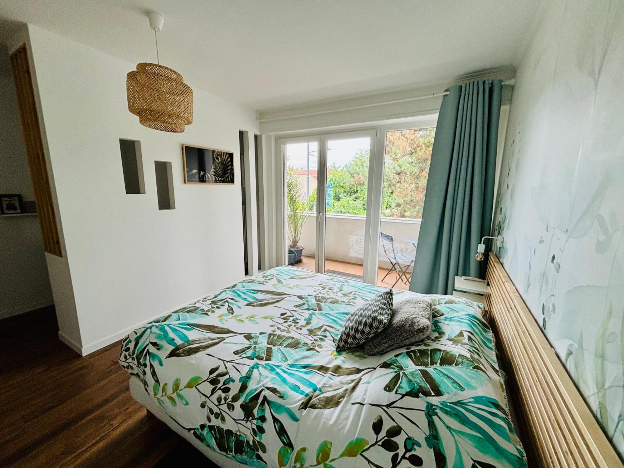 Appartement De Standing Proche Centre Ville Et Gare Mulhouse Luaran gambar